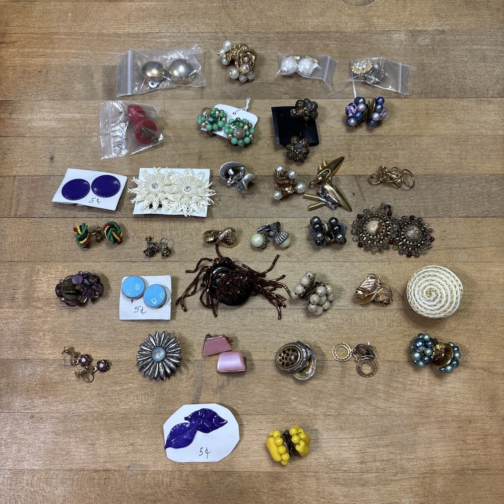 Vintage Retro Earring Lot 34 Pairs Clip On Screw Back 1940s 50s 60s Costume